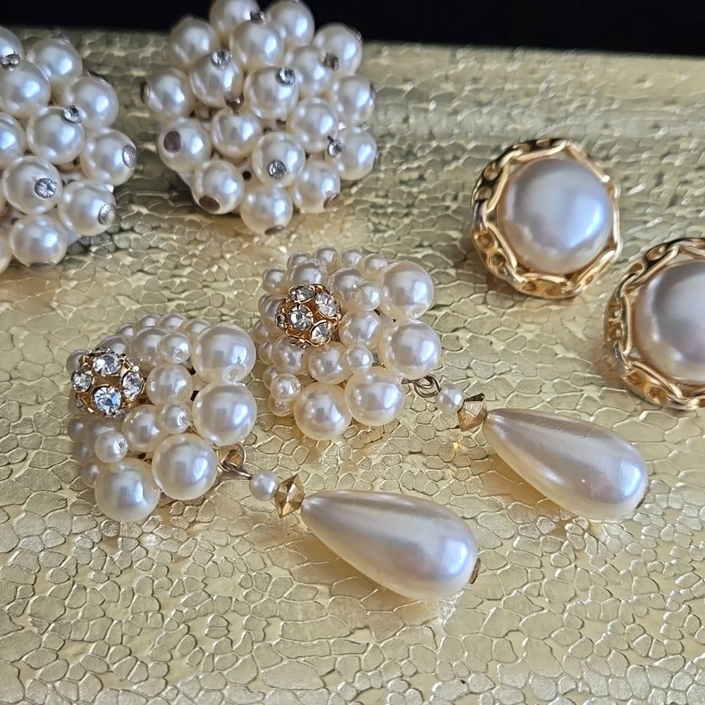 Pearls pearls and pearls earrings - Picture 3 of 10